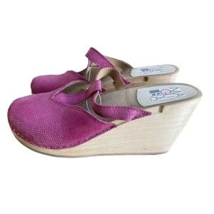 Swedish Clogs Maguba Mules Clogs Womens Size 38 USA 7 Fucsia Pink Slip On